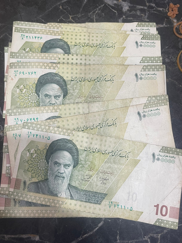 اسکناس ۱۰ هزار تومانی جدیدکمیاب کارکرده ۱۰ برگ توضیحات