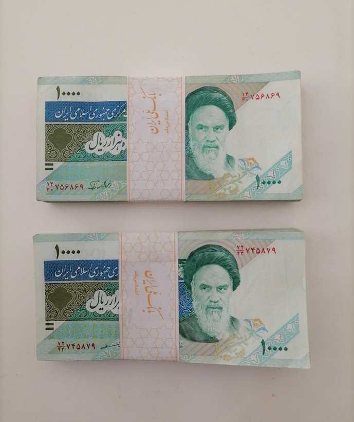 اسکناس هزار تومانی دماوند کارکرده
