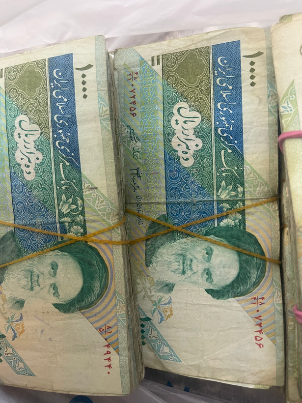 بسته ۵۰ برگی هزاری دماوند کارکرده