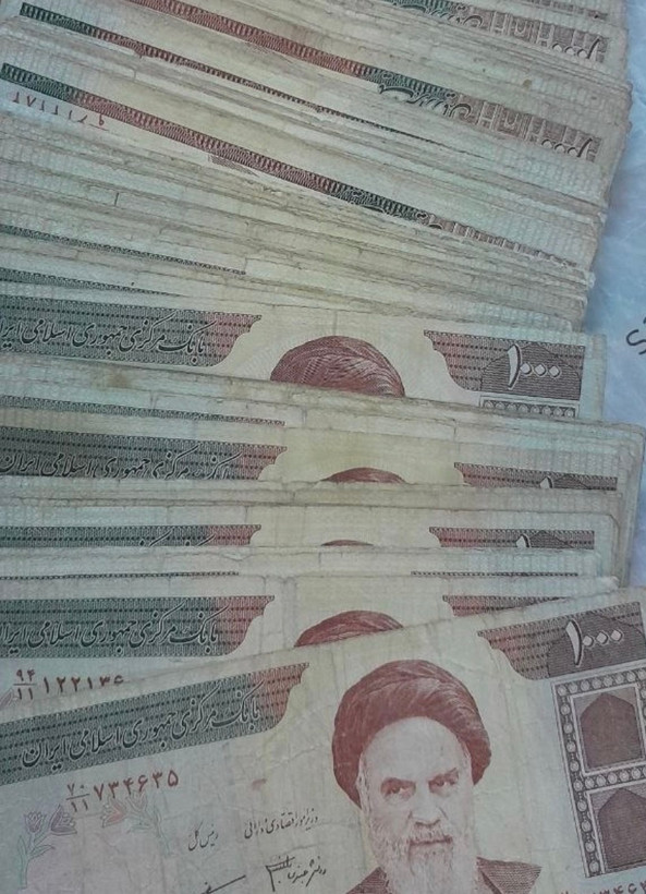 اسکناس ۱۰۰ تومانی نوستالژی بسته های ۵۰ برگی کارکرده